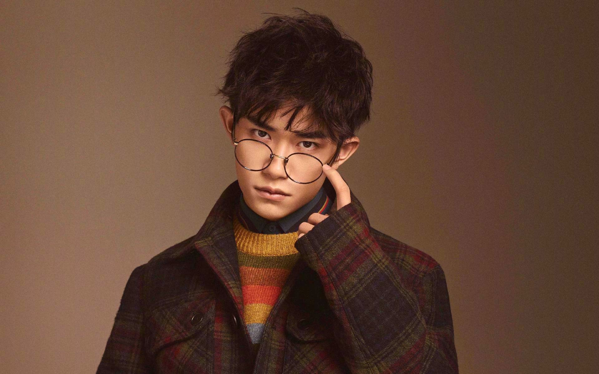 爱游戏登录-“德甲领跑球队状态火热，豪取多连胜”，德甲队员